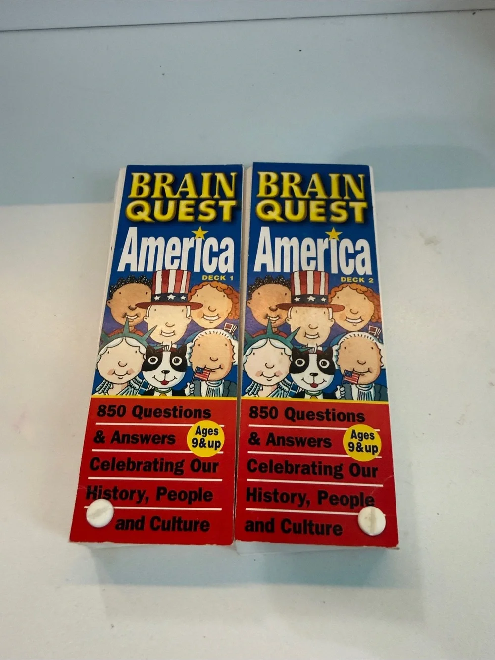 America Trivia Card Decks - Blue & Red